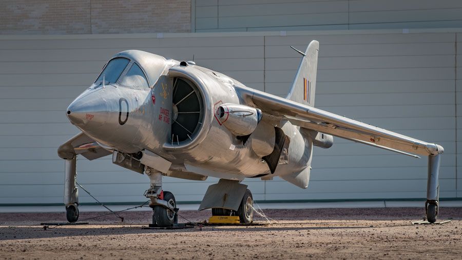 A picture of the Hawker Kestrel FGA.1 